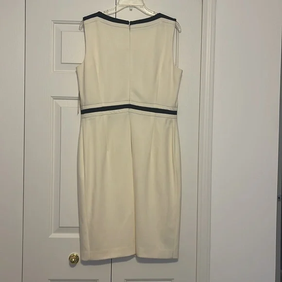 Off white charter club dress - Picture 2 of 2